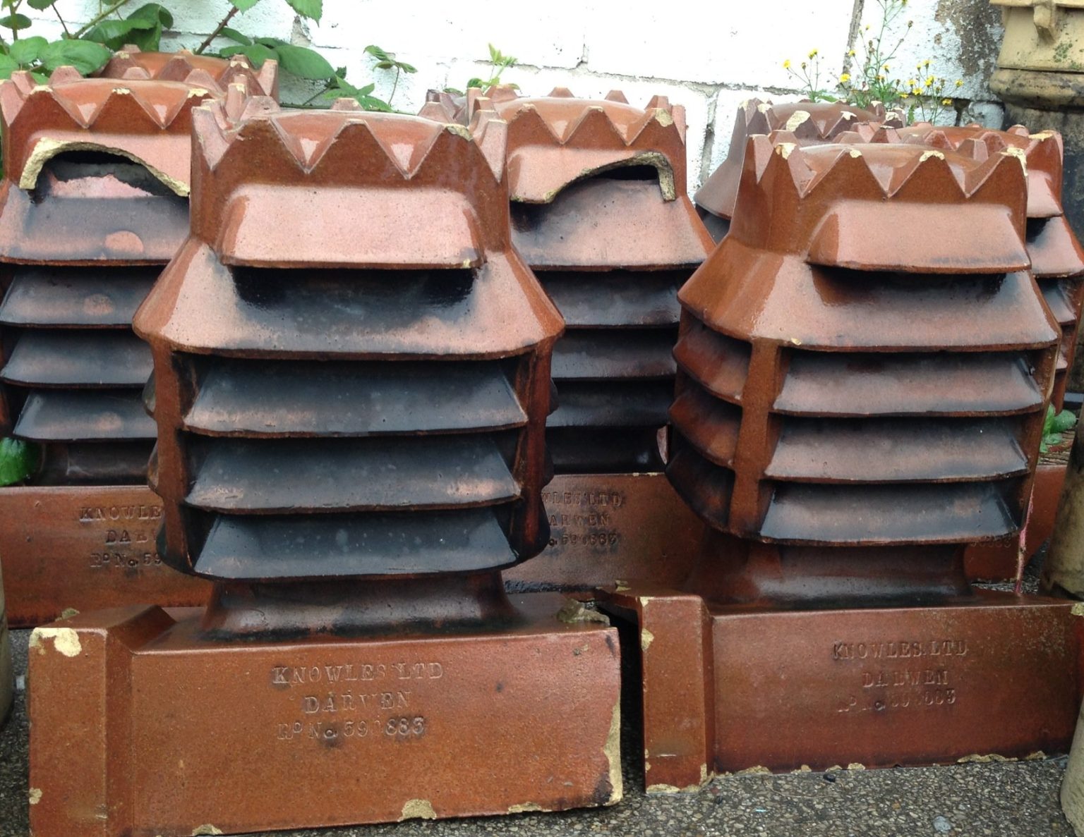 Medium Vented Chimney Pots Obrien