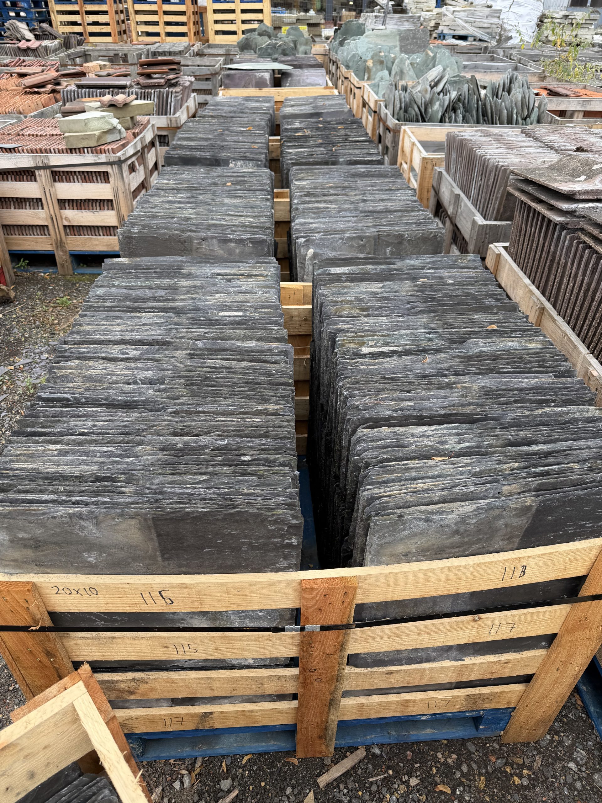 reclaimed Welsh roofing slates and reclaimed roof tiles supplied by O'Brien Architectural